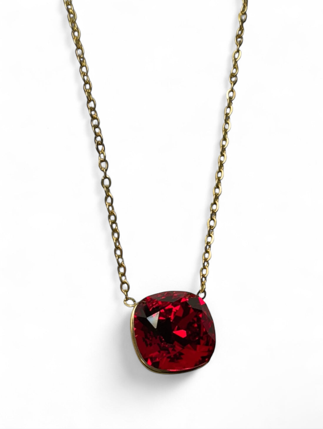 Collier Hanna