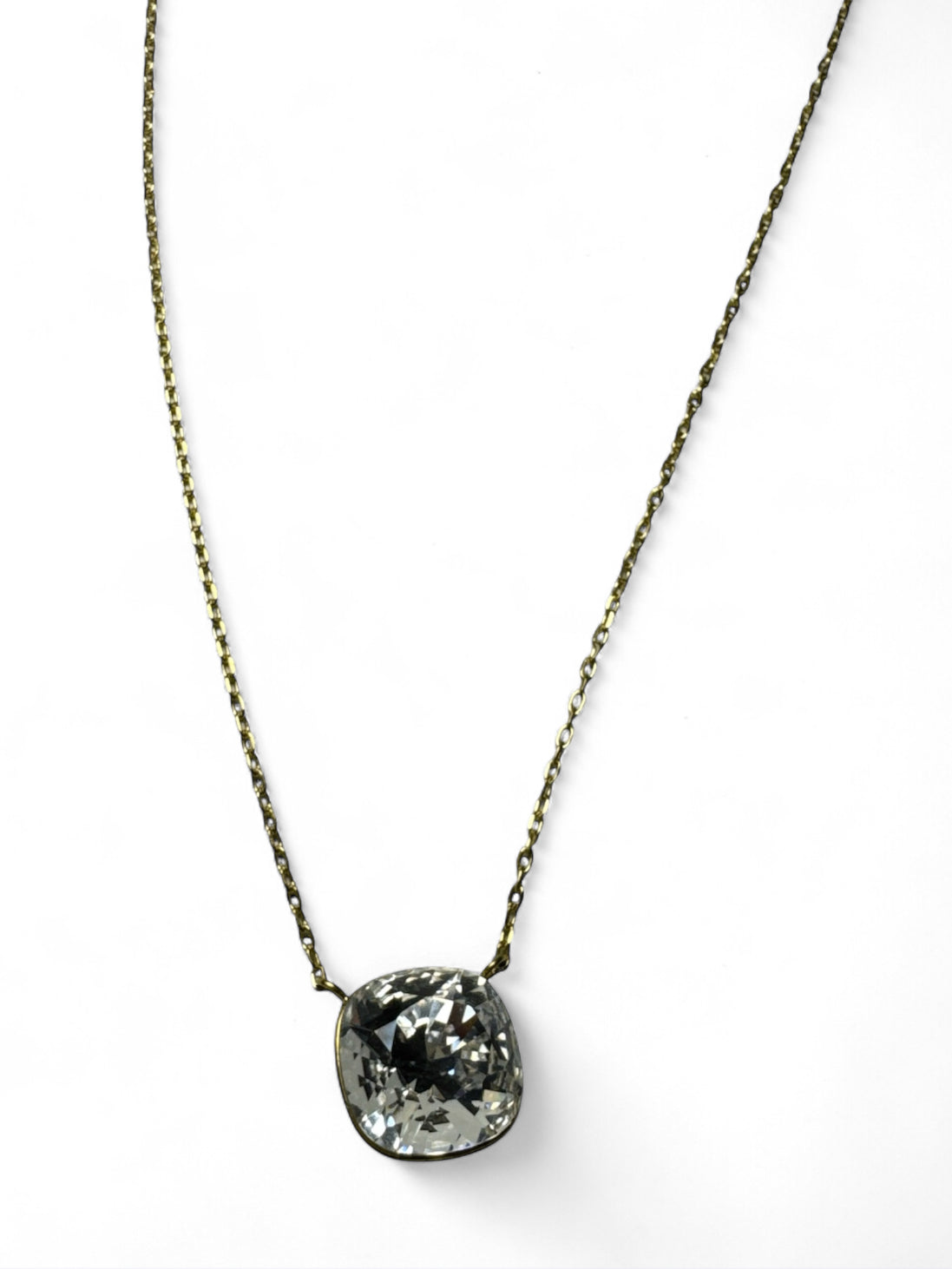 Collier Hanna