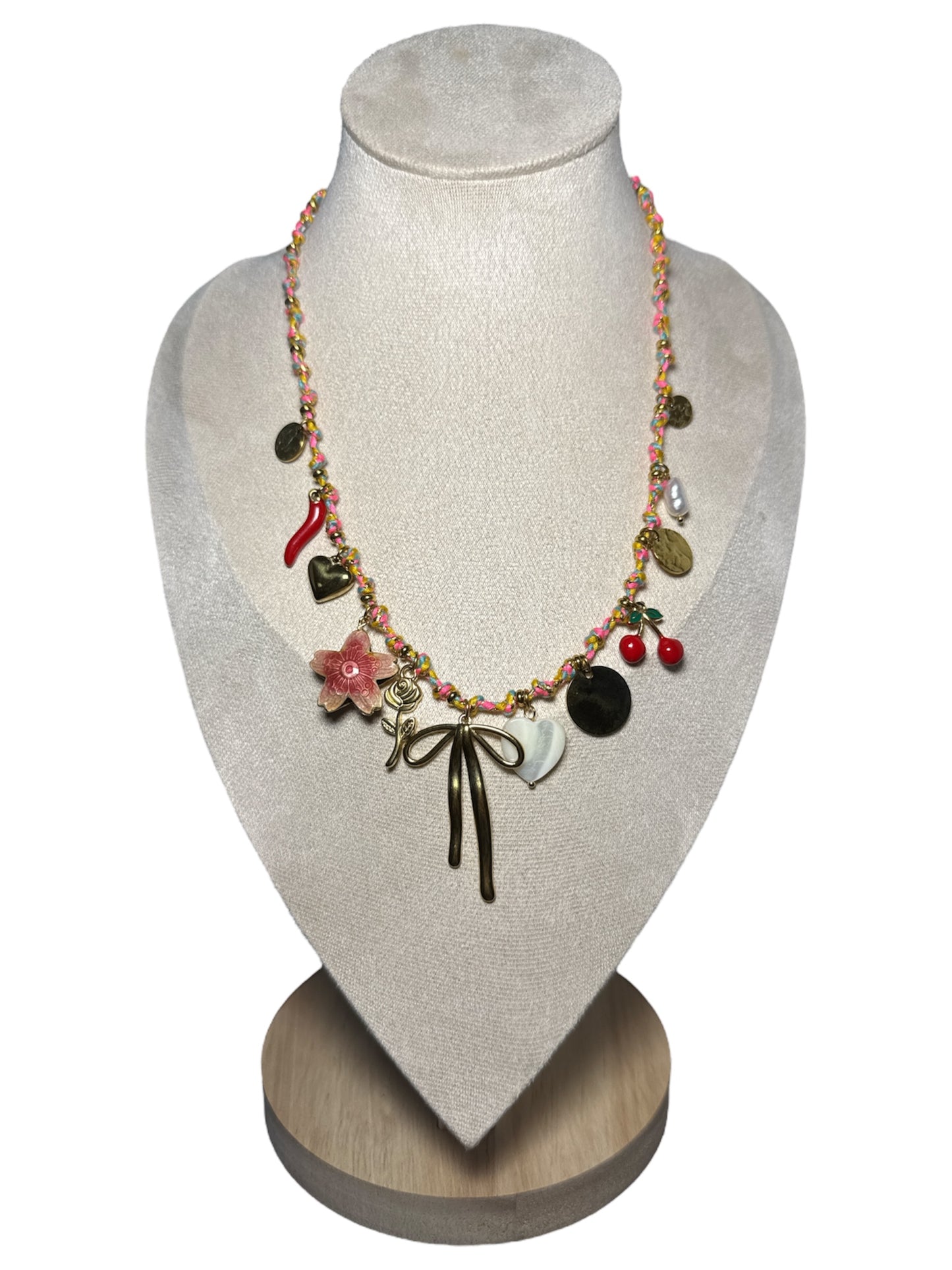 Collier Emy