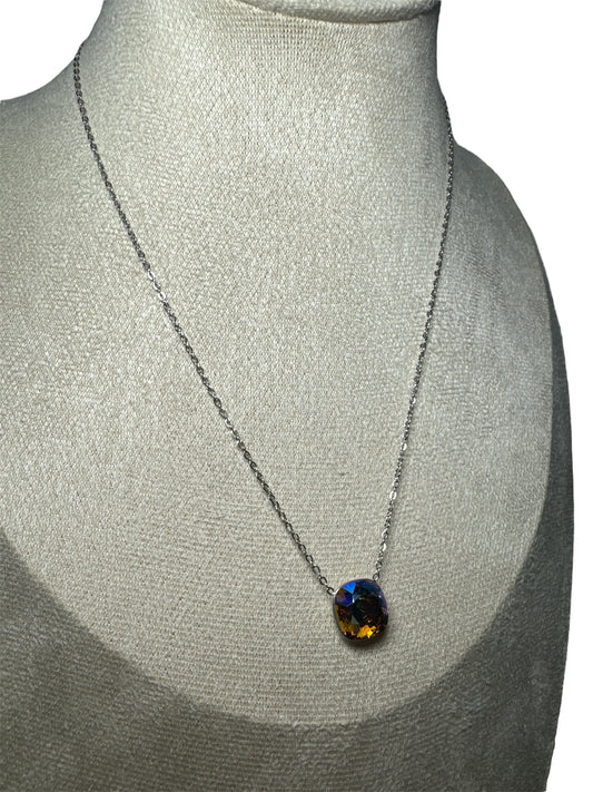 Collier Hanna