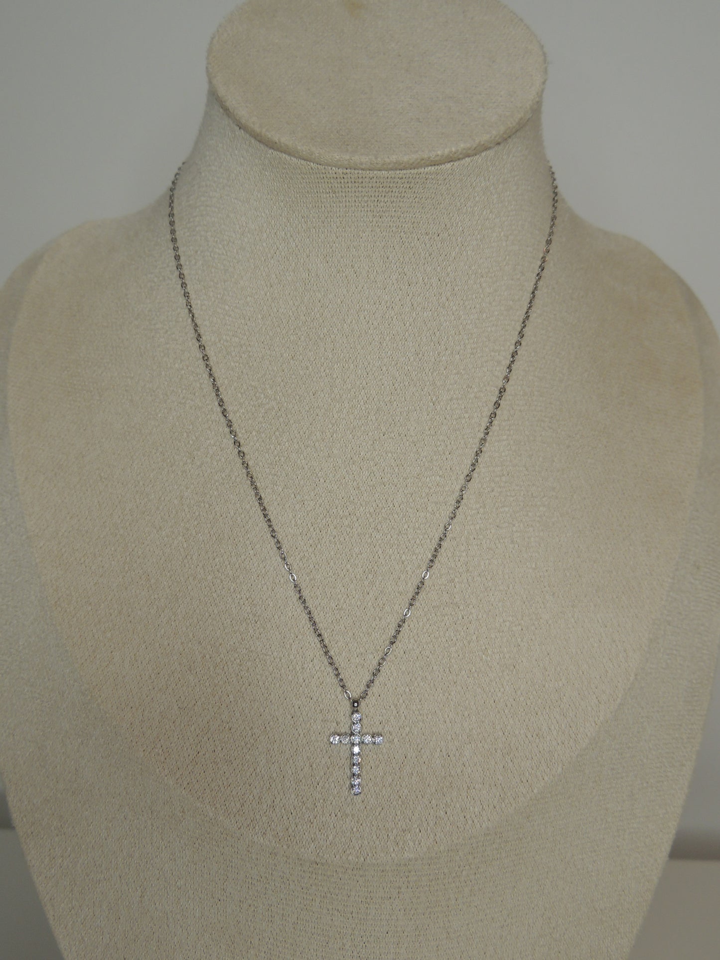Collier croix Grace