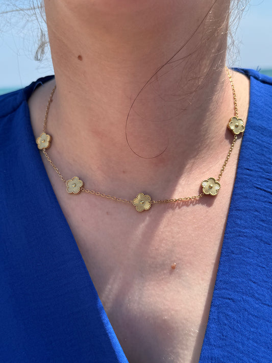 Collier Lison